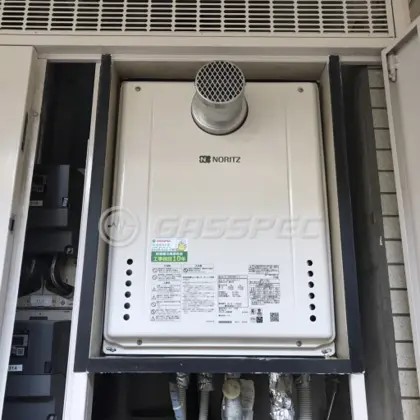 施工後の給湯器（ノーリツ GT-2460SAWX-T-1 BL）
