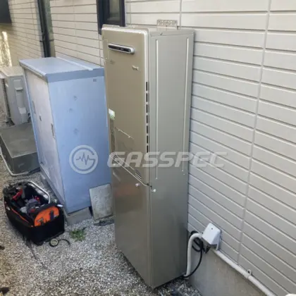 施工後の暖房熱源機（リンナイ RUFH-E2405AW(A)）