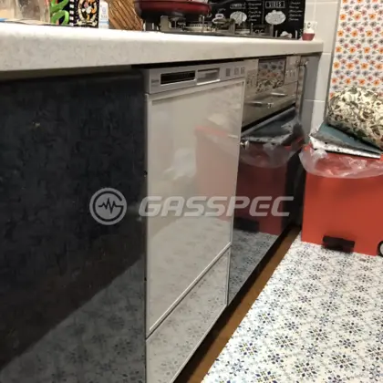 施工後のビルトイン食洗機（リンナイ RSW-F402C-SV）
