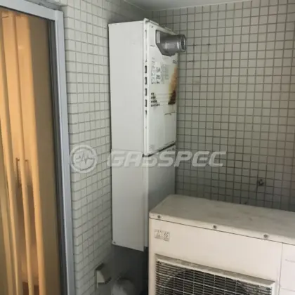 施工前の暖房熱源機（GTH-C2436AWX6H-T）