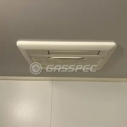 施工前の浴室乾燥機（RBH-C331K3SN）