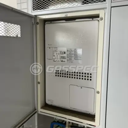 施工前の暖房熱源機（GTH-2434SAWX3H-H）