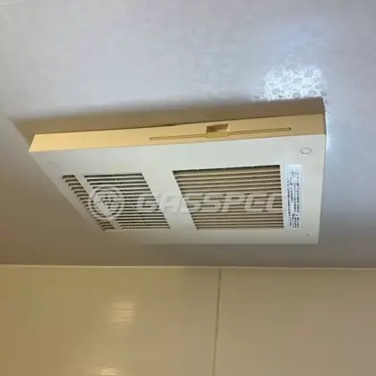 施工前の浴室乾燥機（UFD-110A）