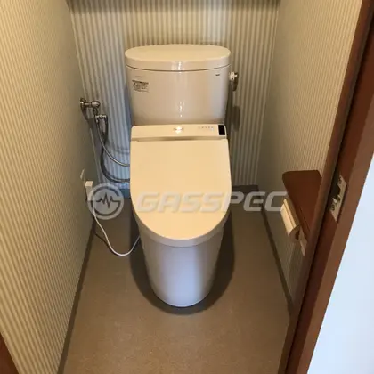 施工後のトイレ（TOTO CS400B#NW1）