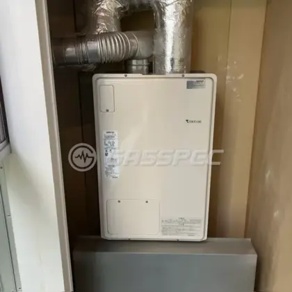 施工前の暖房熱源機（RUFH-V2403SAFF2-3(B)）