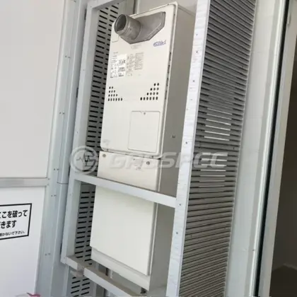 施工前の暖房熱源機（GTH-C2436AWX6H-T）