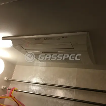 施工後の浴室乾燥機（リンナイ RBH-C418K3P）