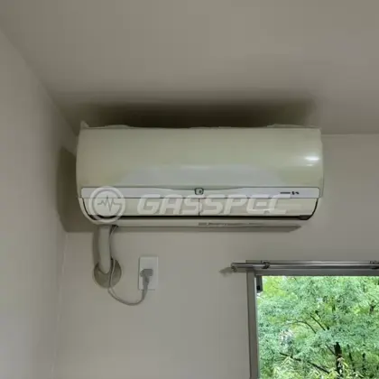 施工前のエアコン（MSZ-ZW362-W）