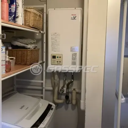 施工前の給湯器（RUX-V1312FFDA-E）