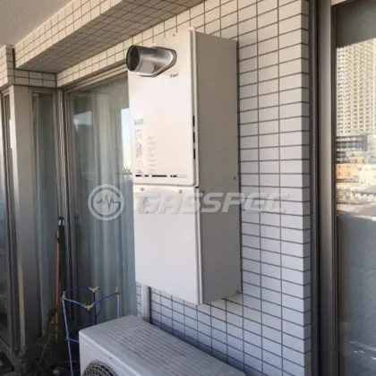 施工後の給湯器（リンナイ RUF-A2405SAT-L(B)）