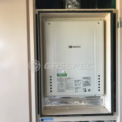 施工後の給湯器（ノーリツ GT-2460SAWX-H-1 BL）