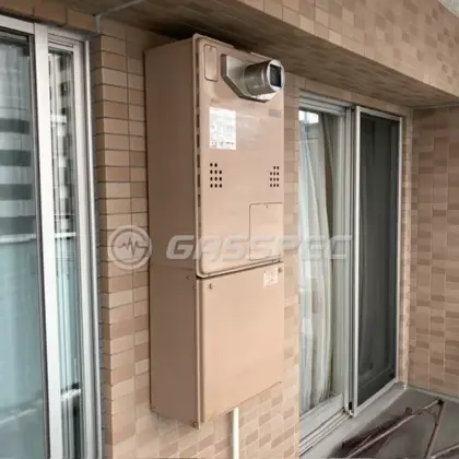 施工前の暖房熱源機（GTH-C2441AWX3H-T）