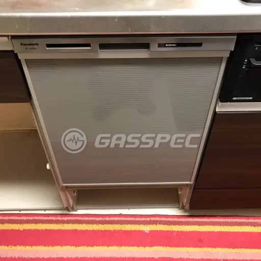 交換後のビルトイン食洗機（パナソニック NP-45MD8S）
