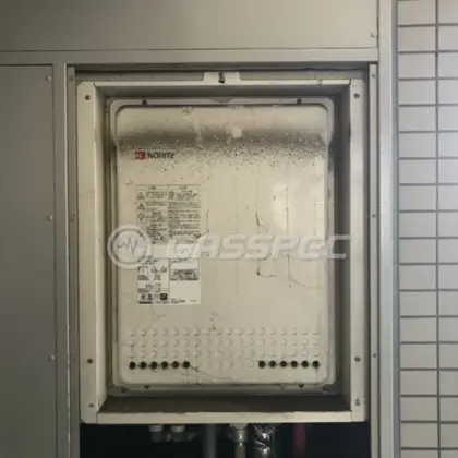 施工前の給湯器（GT-2428SAWX-H）