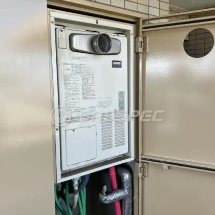 施工前の暖房熱源機（AT-4299ARSSW5Q-C）