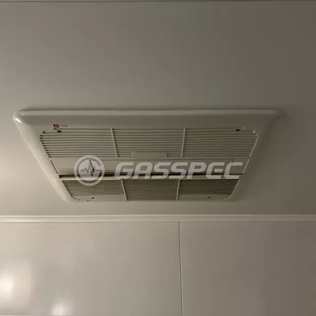 交換前の浴室乾燥機（ハーマン FD2810J3）