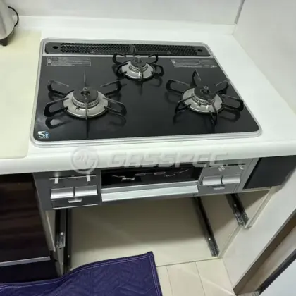 施工前のビルトインガスコンロ（PD-N60WV-60CK）