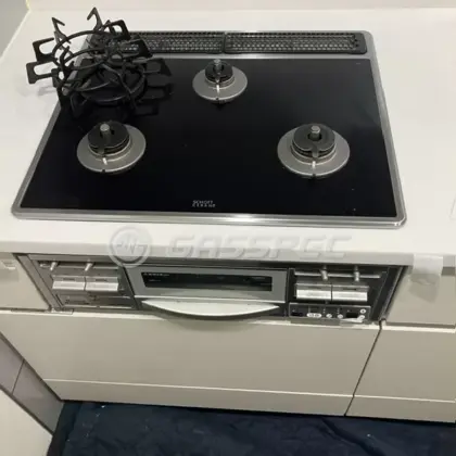 施工前のビルトインガスコンロ（RB31AMS1RSL）