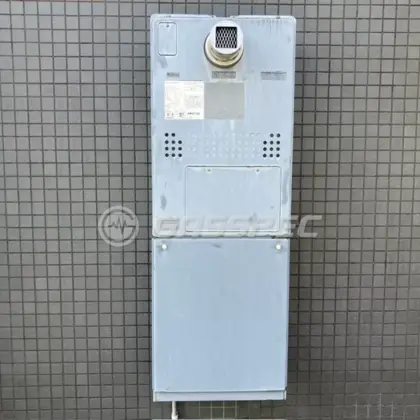施工前の暖房熱源機（GTH-C2448AW3H-T）