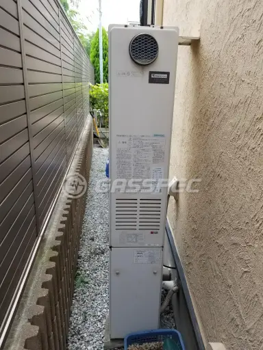 施工前の暖房熱源機（AT-4201ACSAW3Q）