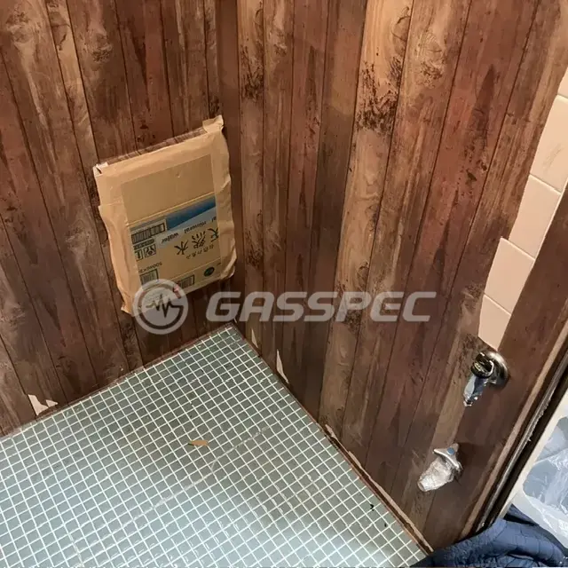 交換前の給湯器