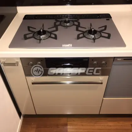 施工後のビルトインガスコンロ（リンナイ RHS71W23L7RSTW）
