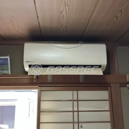 施工前のエアコン（CS-40RJX2-W）
