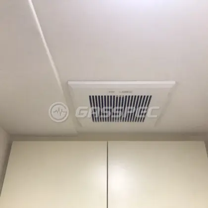 施工後の換気扇（三菱 VD-13ZC12-C）