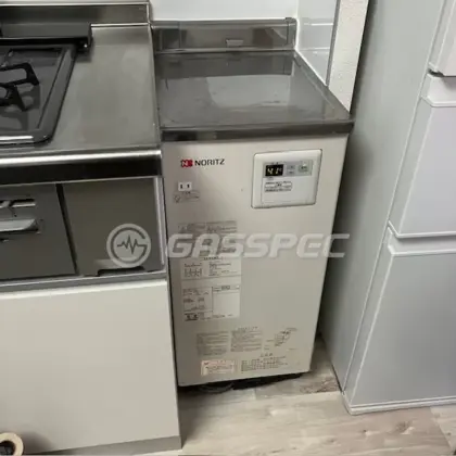 施工前の給湯器（GBF-1611D-E）