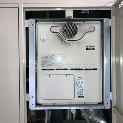 施工前の暖房熱源機（RVD-A2400SAT）