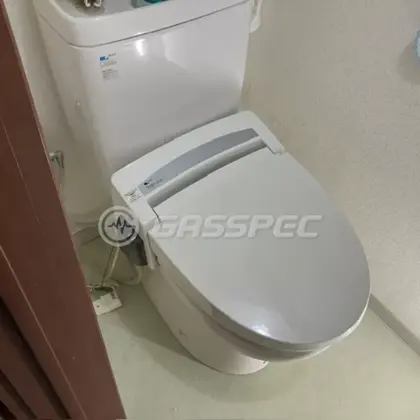 施工前の便座（CW-E31）
