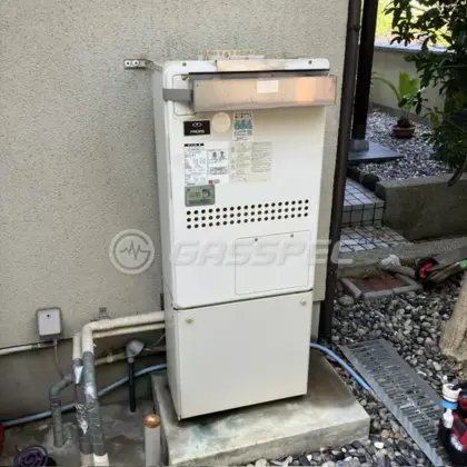 施工前の給湯器（GTH-2413AWXD）