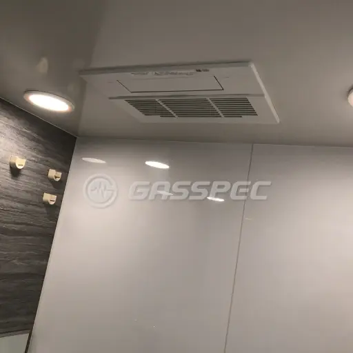 交換後の浴室乾燥機（リンナイ RBH-C338K3P）
