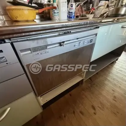 施工前のビルトイン食洗機（NP-P60F1S1AA）