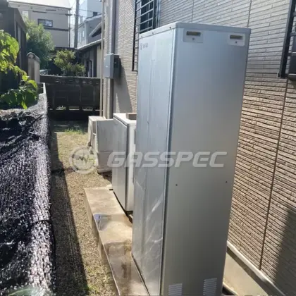 施工前の暖房熱源機（FCG-202-DR）