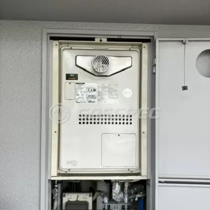 施工前の暖房熱源機（GTH-2434SAWX6H-T）