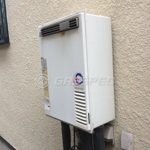 交換前の給湯器（パーパス SP246SZR）