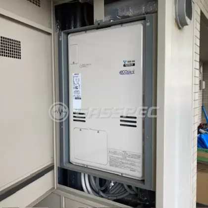 施工前の暖房熱源機（RUFH-K2403AU2-3(A)）