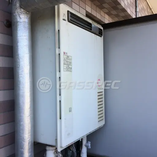 交換前の給湯器（パーパス TP-SP206SZR-1R）