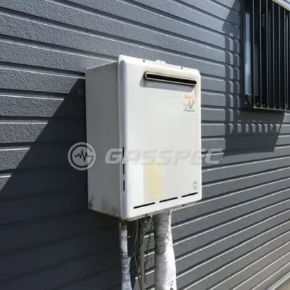 施工前の給湯器（RUF-2400SAW）