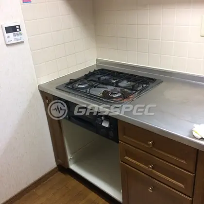 施工前のビルトインガスコンロ（DW3261DR）