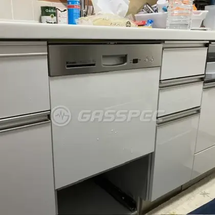 施工前のビルトイン食洗機（RKW-402G）