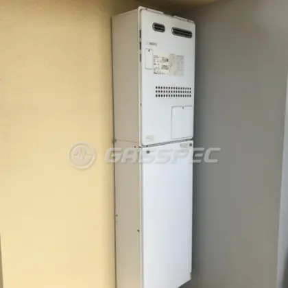 施工前の給湯器（GTH-2434SAWX3H）
