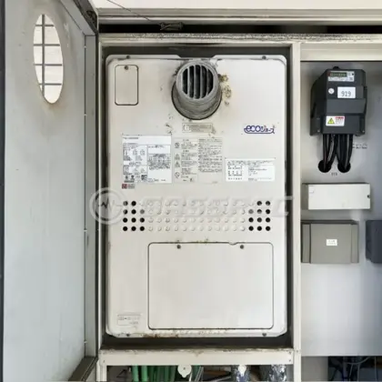 施工前の暖房熱源機（GTH-C2448AW3H-T）