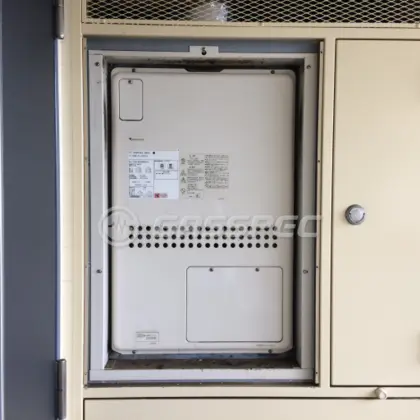 施工前の暖房熱源機（GTH-2413AWXH-H）