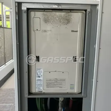 施工前の暖房熱源機（RUFH-E2403SAU2-3）