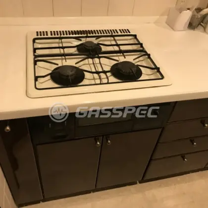 施工前のビルトインガスコンロ（DG3005M）