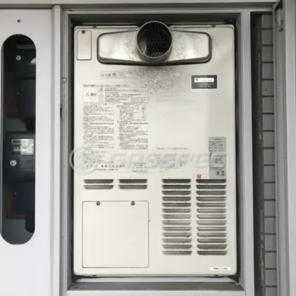 施工前の暖房熱源機（AT-4299ARSAW3Q-C）