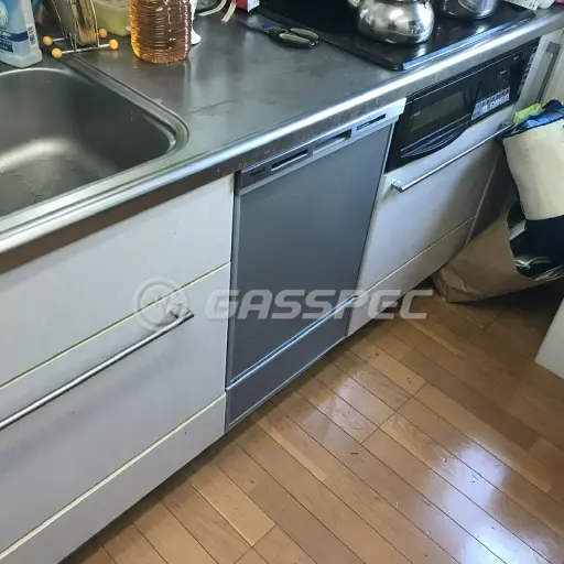 交換後のビルトイン食洗機（パナソニック NP-45MD8S）