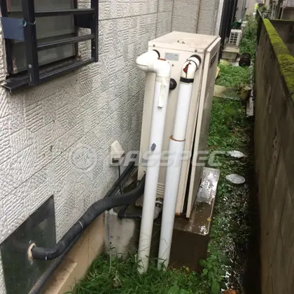 施工前の給湯器（OTX-3101AYV）